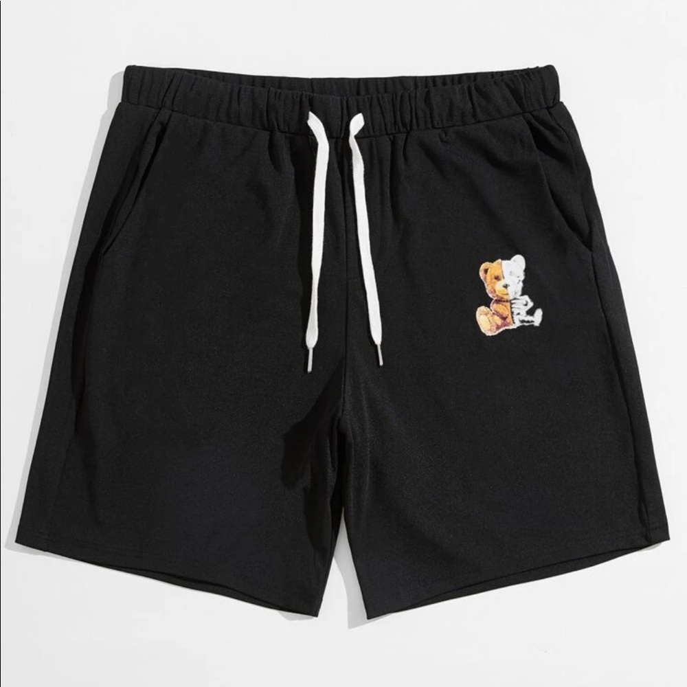 SHEIN Men Drawstring Waist Cartoon Graphic Shorts
